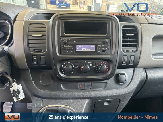 Aperçu de la photo 13 du véhicule RENAULT TRAFIC FOURGON
