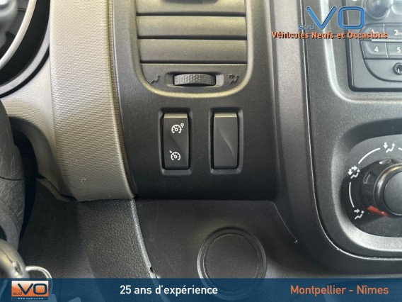 Aperçu de la photo 15 du véhicule RENAULT TRAFIC FOURGON