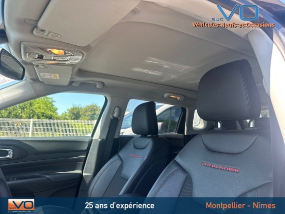 Aperçu de la photo 33 du véhicule JEEP COMPASS