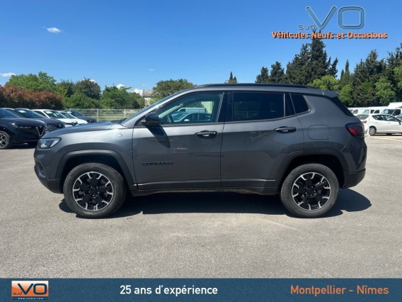 Aperçu de la photo 37 du véhicule JEEP COMPASS