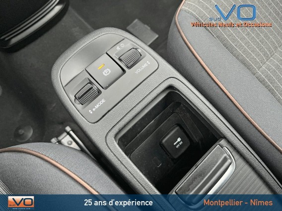 Aperçu de la photo 15 du véhicule FIAT 500e BERLINE MY22 SERIE 1 STEP 2