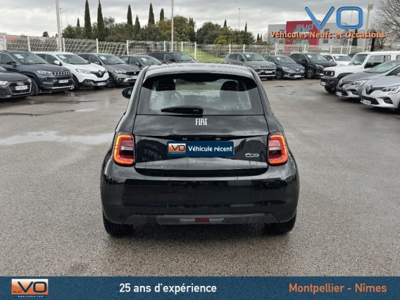 Aperçu de la photo 29 du véhicule FIAT 500e BERLINE MY22 SERIE 1 STEP 2