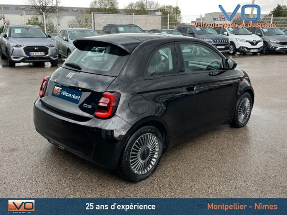 Aperçu de la photo 30 du véhicule FIAT 500e BERLINE MY22 SERIE 1 STEP 2