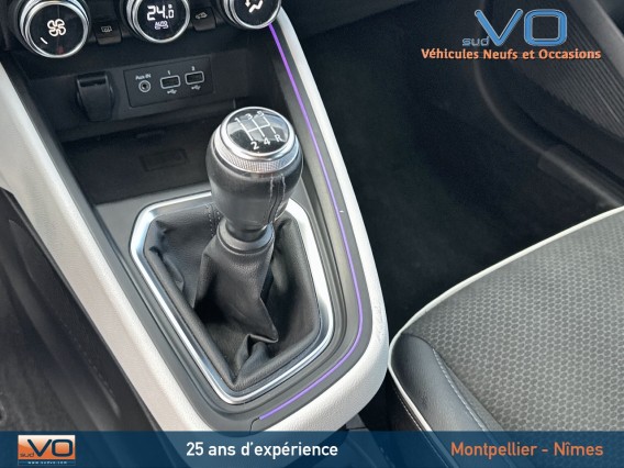 Aperçu de la photo 21 du véhicule RENAULT CLIO V