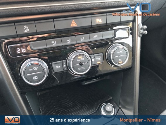 Aperçu de la photo 12 du véhicule VOLKSWAGEN T-ROC
