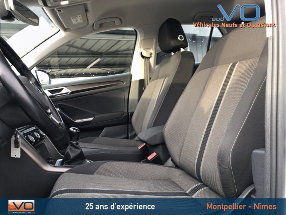 Aperçu de la photo 16 du véhicule VOLKSWAGEN T-ROC