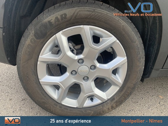 Aperçu de la photo 19 du véhicule JEEP AVENGER