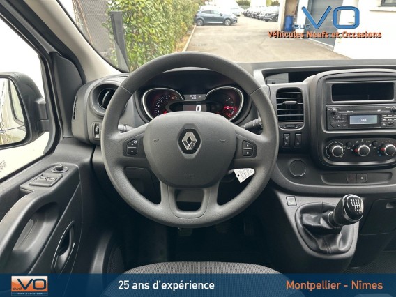 Aperçu de la photo 9 du véhicule RENAULT TRAFIC COMBI