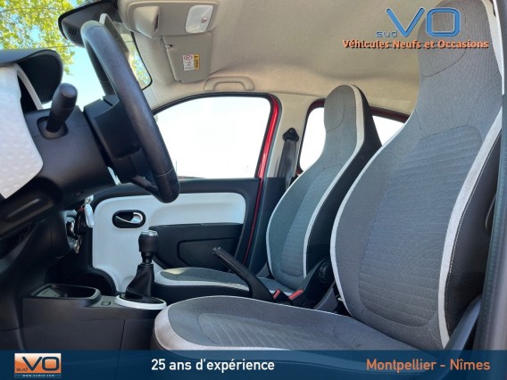 Aperçu de la photo 16 du véhicule RENAULT TWINGO III