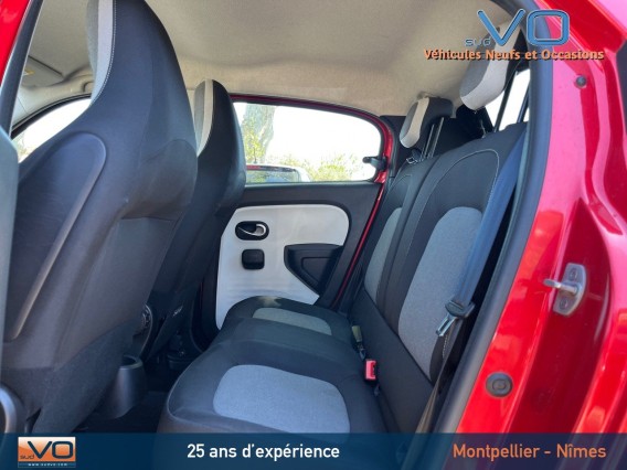 Aperçu de la photo 17 du véhicule RENAULT TWINGO III