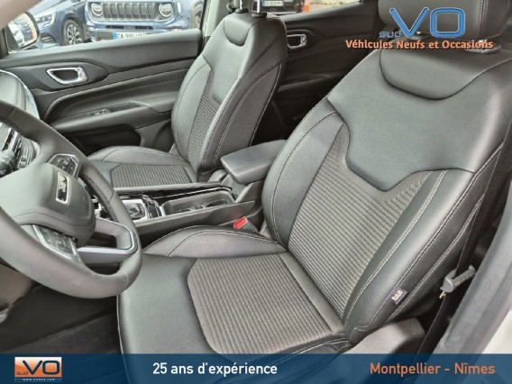 Aperçu de la photo 16 du véhicule JEEP COMPASS