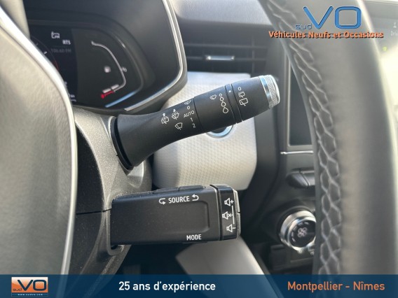 Aperçu de la photo 25 du véhicule RENAULT CLIO V