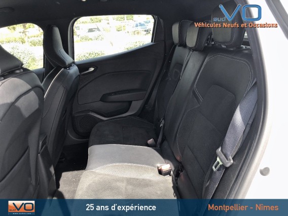 Aperçu de la photo 17 du véhicule RENAULT CLIO V