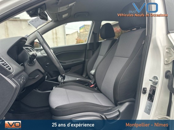Aperçu de la photo 17 du véhicule HYUNDAI i20