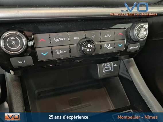 Aperçu de la photo 13 du véhicule JEEP COMPASS