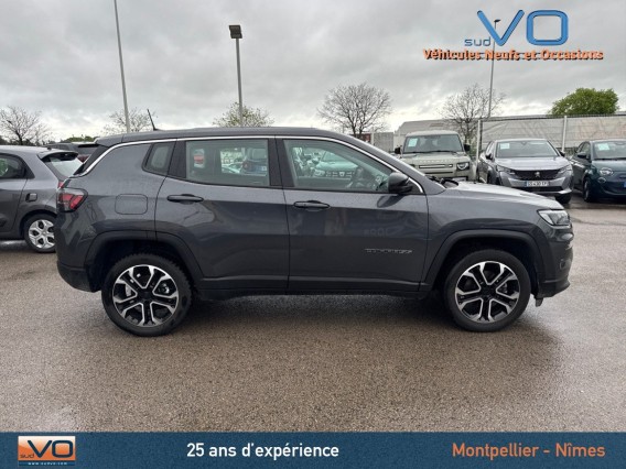 Aperçu de la photo 29 du véhicule JEEP COMPASS