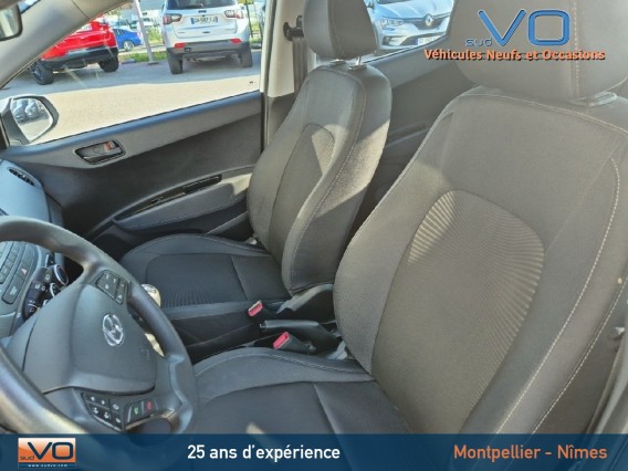 Aperçu de la photo 16 du véhicule HYUNDAI i10