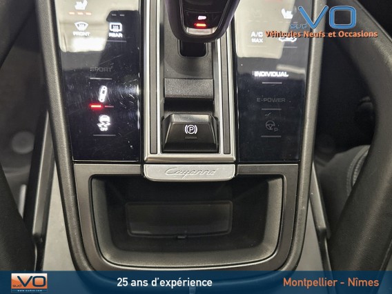 Aperçu de la photo 16 du véhicule PORSCHE CAYENNE