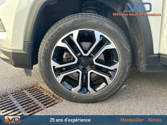 Aperçu de la photo 19 du véhicule JEEP COMPASS