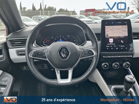Aperçu de la photo 10 du véhicule RENAULT CLIO V
