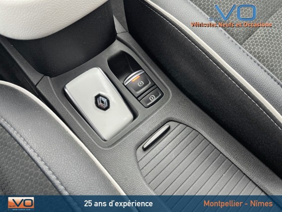 Aperçu de la photo 14 du véhicule RENAULT CLIO V