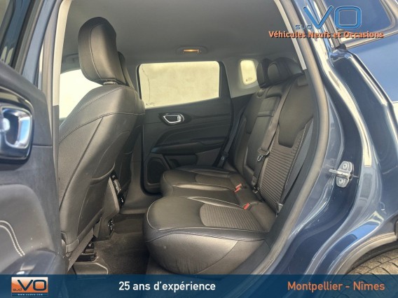 Aperçu de la photo 17 du véhicule JEEP COMPASS