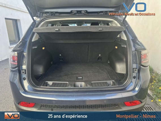Aperçu de la photo 18 du véhicule JEEP COMPASS