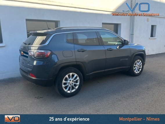 Aperçu de la photo 35 du véhicule JEEP COMPASS