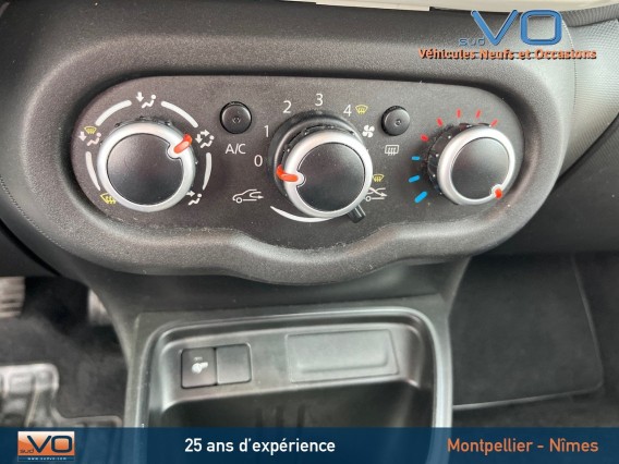 Aperçu de la photo 12 du véhicule RENAULT TWINGO III