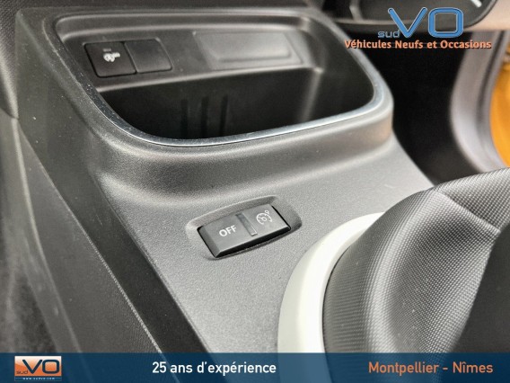 Aperçu de la photo 13 du véhicule RENAULT TWINGO III