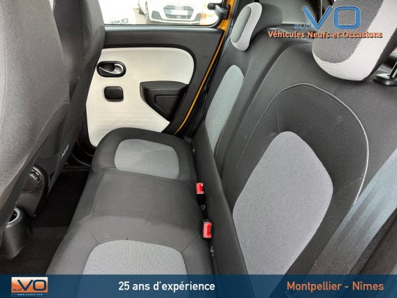 Aperçu de la photo 17 du véhicule RENAULT TWINGO III