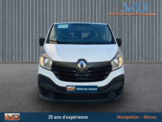Aperçu de la photo 2 du véhicule RENAULT TRAFIC COMBI