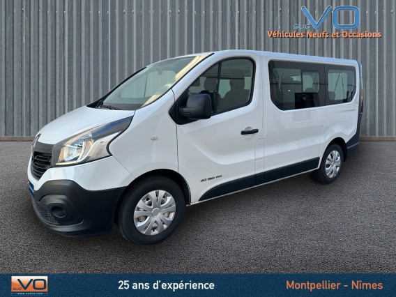 Aperçu de la photo 3 du véhicule RENAULT TRAFIC COMBI
