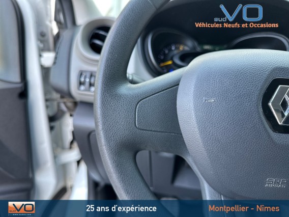 Aperçu de la photo 17 du véhicule RENAULT TRAFIC COMBI