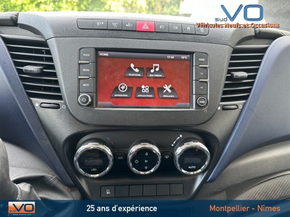 Aperçu de la photo 12 du véhicule IVECO DAILY CHASSIS CABINE