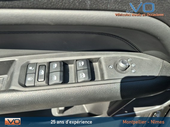 Aperçu de la photo 25 du véhicule JEEP COMPASS
