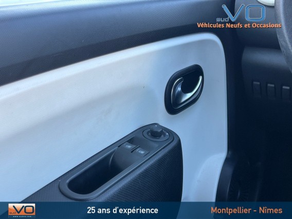 Aperçu de la photo 11 du véhicule RENAULT TWINGO III