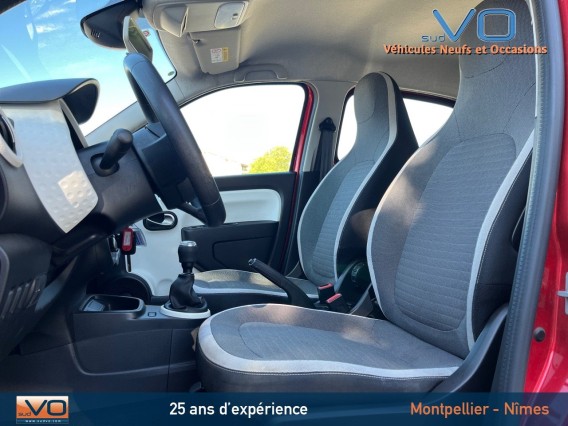 Aperçu de la photo 16 du véhicule RENAULT TWINGO III