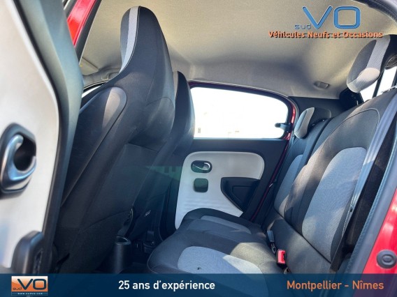 Aperçu de la photo 17 du véhicule RENAULT TWINGO III