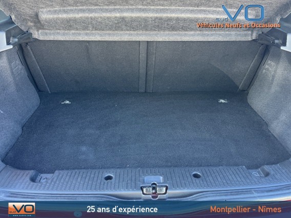 Aperçu de la photo 18 du véhicule RENAULT TWINGO III