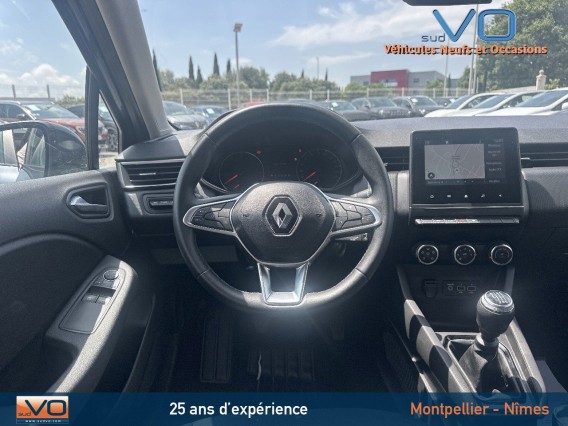 Aperçu de la photo 10 du véhicule RENAULT CLIO V