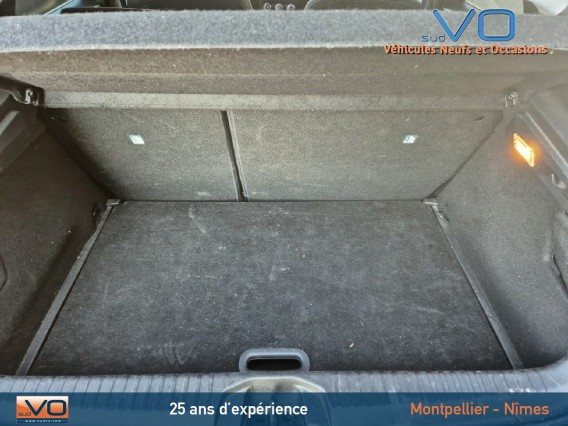 Aperçu de la photo 18 du véhicule RENAULT CLIO V