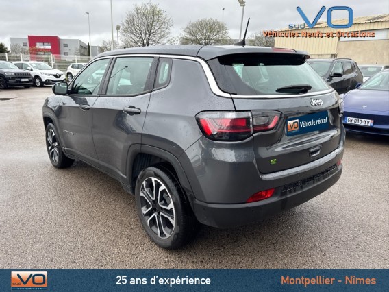 Aperçu de la photo 26 du véhicule JEEP COMPASS