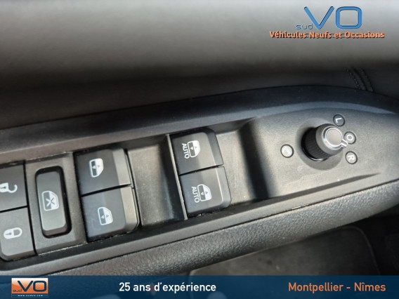 Aperçu de la photo 15 du véhicule JEEP COMPASS