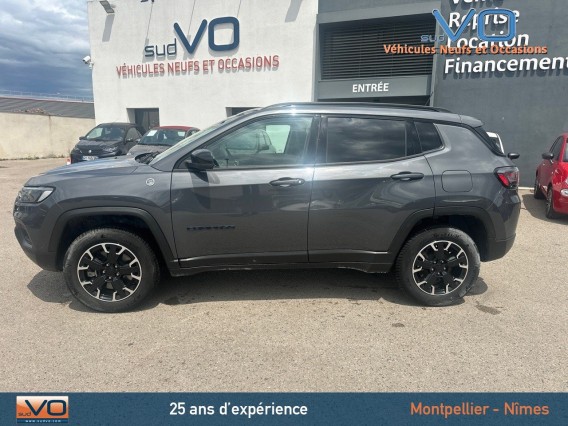 Aperçu de la photo 29 du véhicule JEEP COMPASS