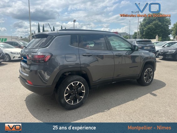 Aperçu de la photo 32 du véhicule JEEP COMPASS