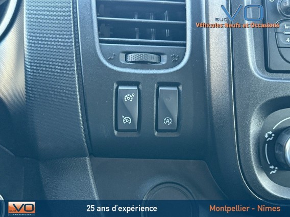 Aperçu de la photo 14 du véhicule RENAULT TRAFIC COMBI