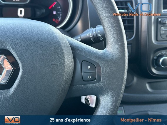 Aperçu de la photo 27 du véhicule RENAULT TRAFIC COMBI