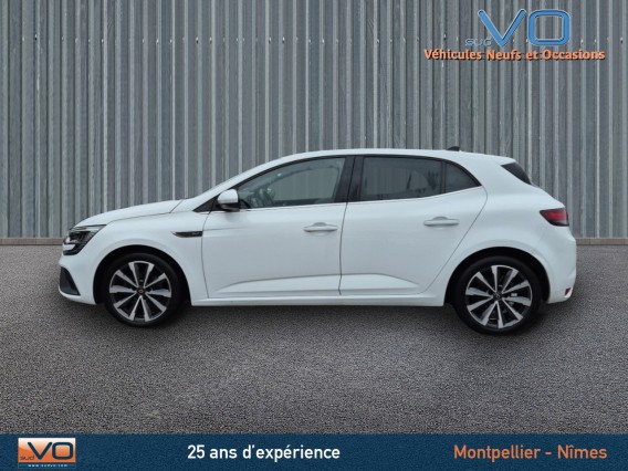 Aperçu de la photo 4 du véhicule RENAULT MEGANE IV BERLINE