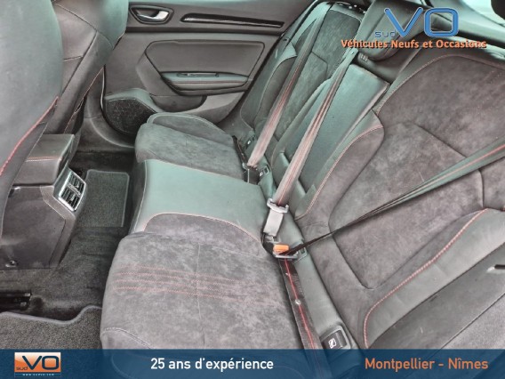 Aperçu de la photo 17 du véhicule RENAULT MEGANE IV BERLINE